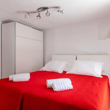 Old Town Charming Nest Appartement