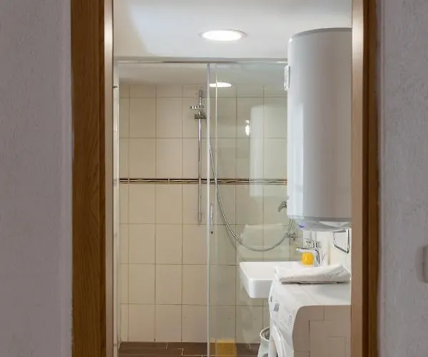 Апартаменты Old Town Charming Nest